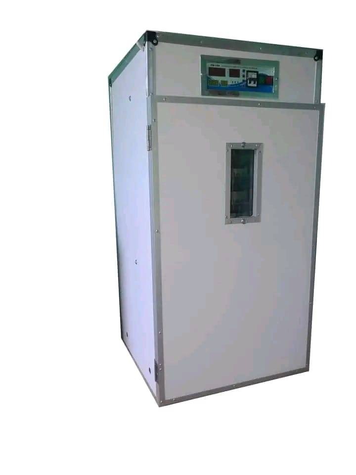 528 Eggs Digital Automatic Solar/Electric Grade 1 Incubator